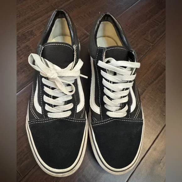 Vans black and white old skool classic skate shoes sneakers size 10 - Picture 10 of 10